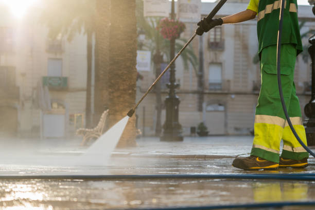 Best Machinery and Equipment Cleaning  in Wedgefield, FL